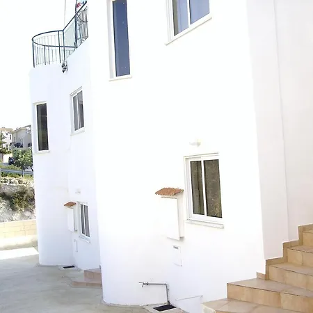 Villas Peyia