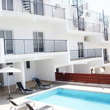 Villas Villa Peyia